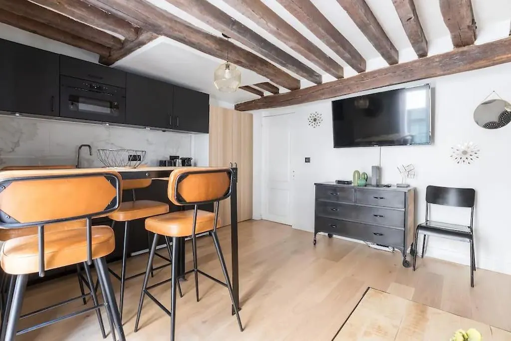 Grands Boulevard 31: Cosy 1br-4p 3d Apartamento Paris